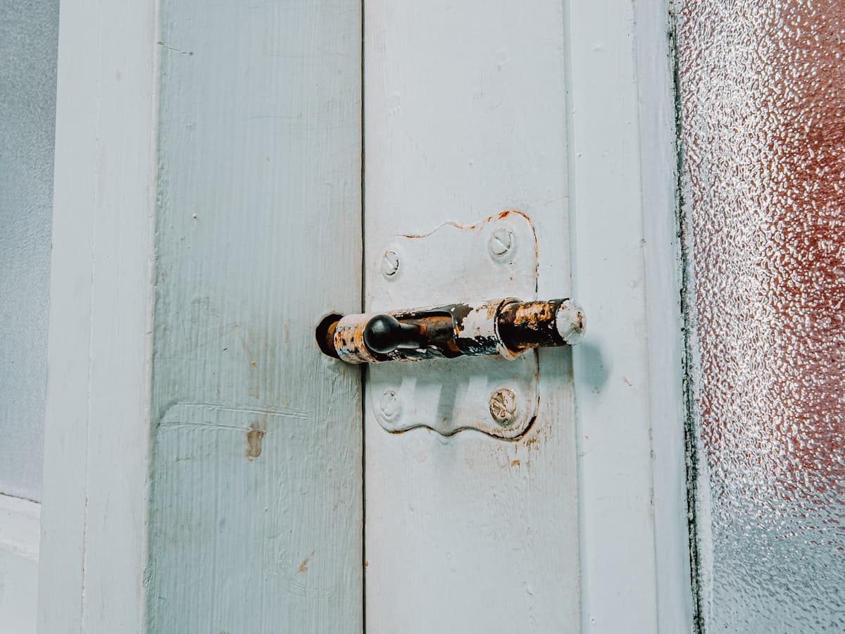 Interior door installation Portland — EVN Handyman
