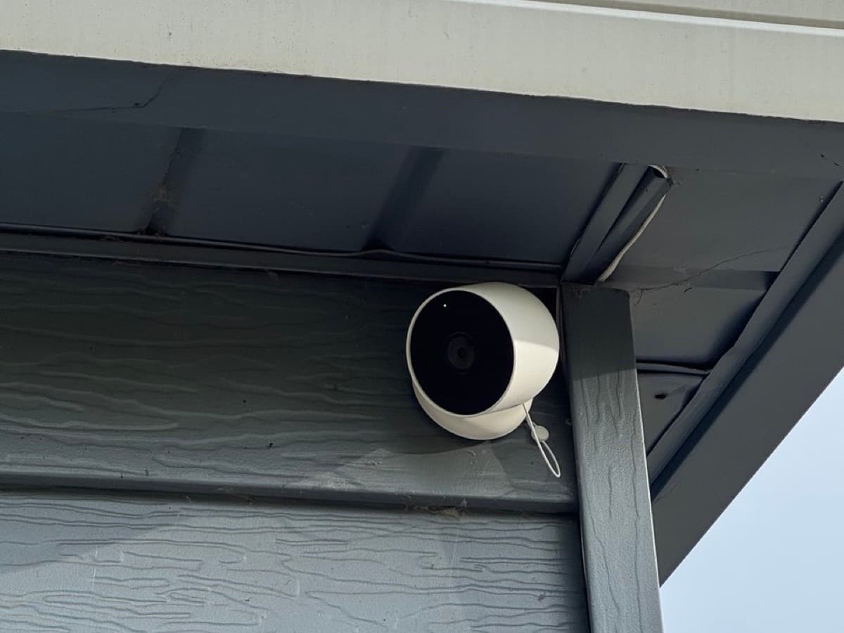 Outdoor security camera mounted Portland — EVN Handyman