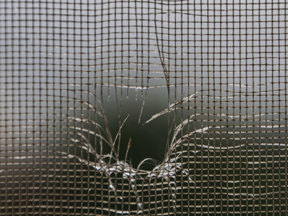 Screen door repair Portland — EVN Handyman