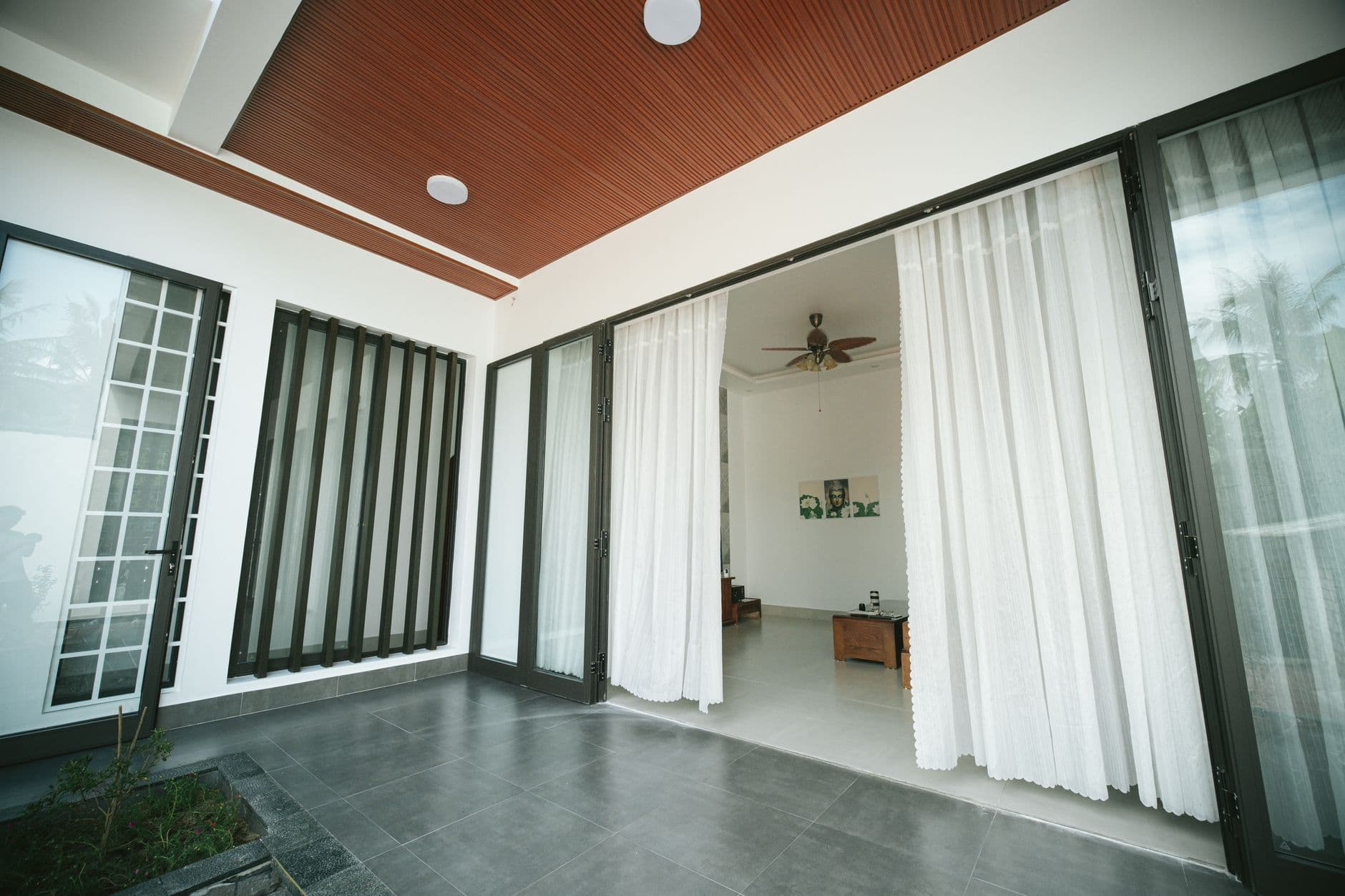 How to Tell If a Sliding Glass Door Is Worth Repairing or Ready to Replace