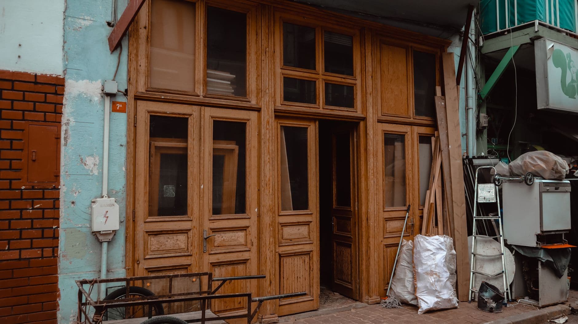 How to Fix a Squeaky Door Before Portland's Humidity Makes It Worse