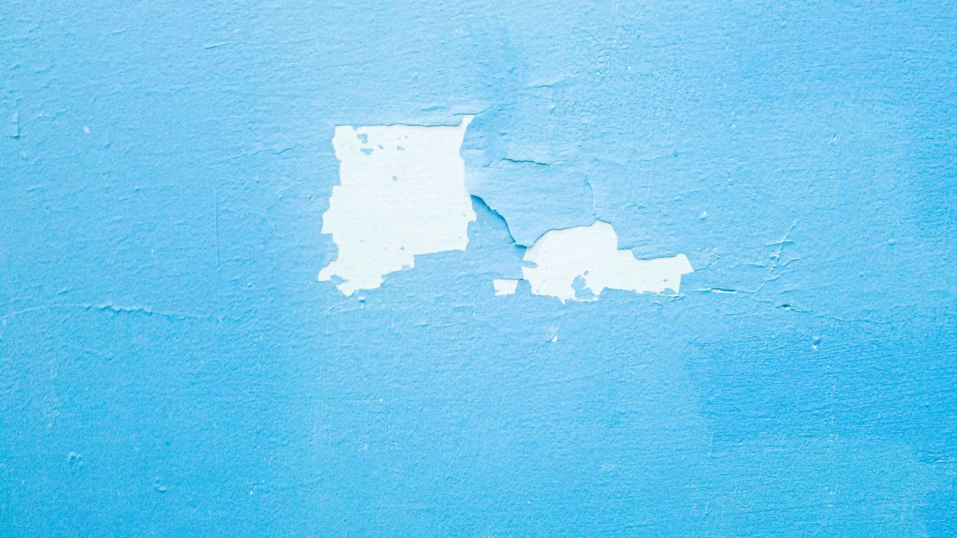 How to Know If Your Exterior Paint Is Ready to Peel Before Winter Sets In